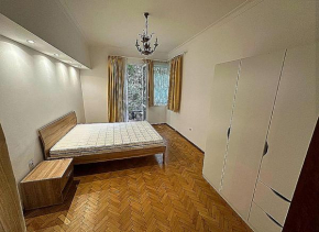 Apartament 87